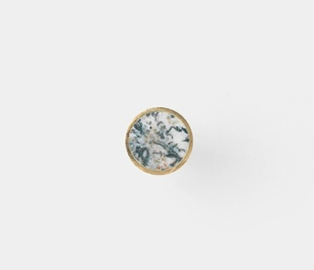 Nieuw van Ferm Living hook brass agate moss twv € 39,00 nu voor € 12,50!