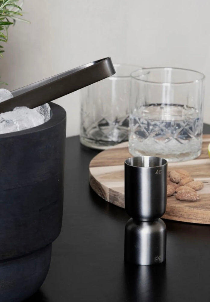 House Doctor Measuring cup gunmetal nieuw twv € 17,00 nu voor € 6,50!