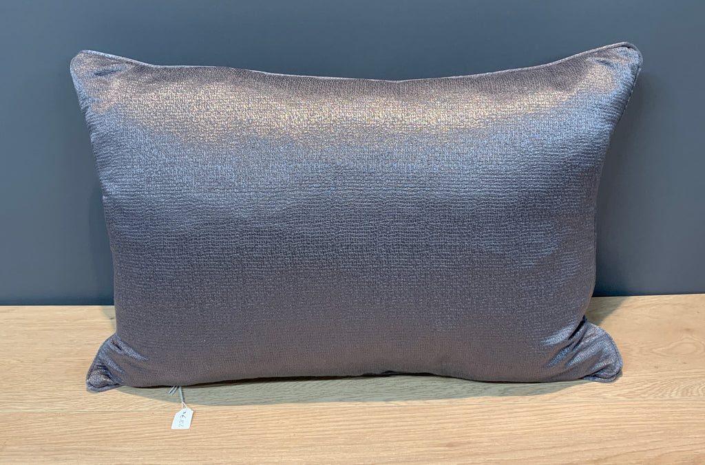 Exclusief kussen van Macazz nieuw twv € 125,00 nu voor € 35,00!