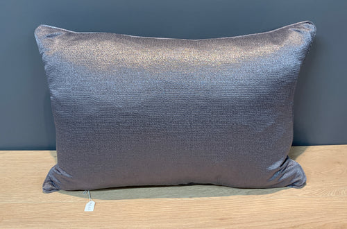 Exclusief kussen van Macazz nieuw twv € 125,00 nu voor € 35,00!