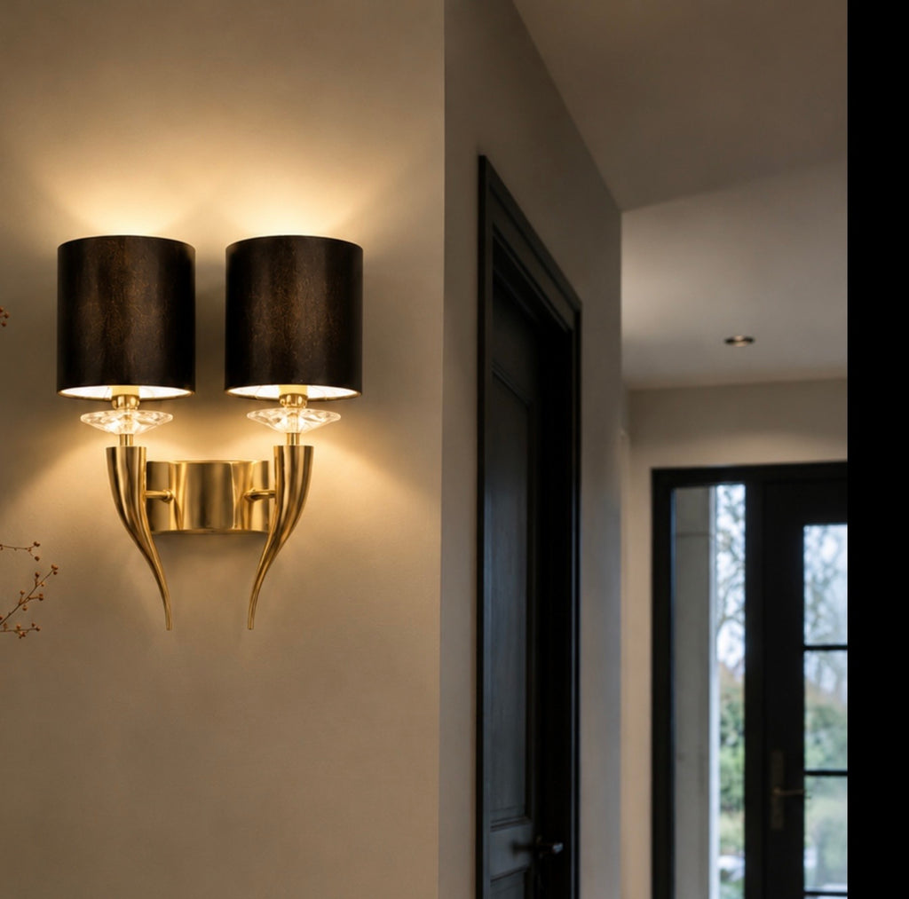 Ilfari Loving Arms W2 Wandlamp Brilliant Brass Zwart
