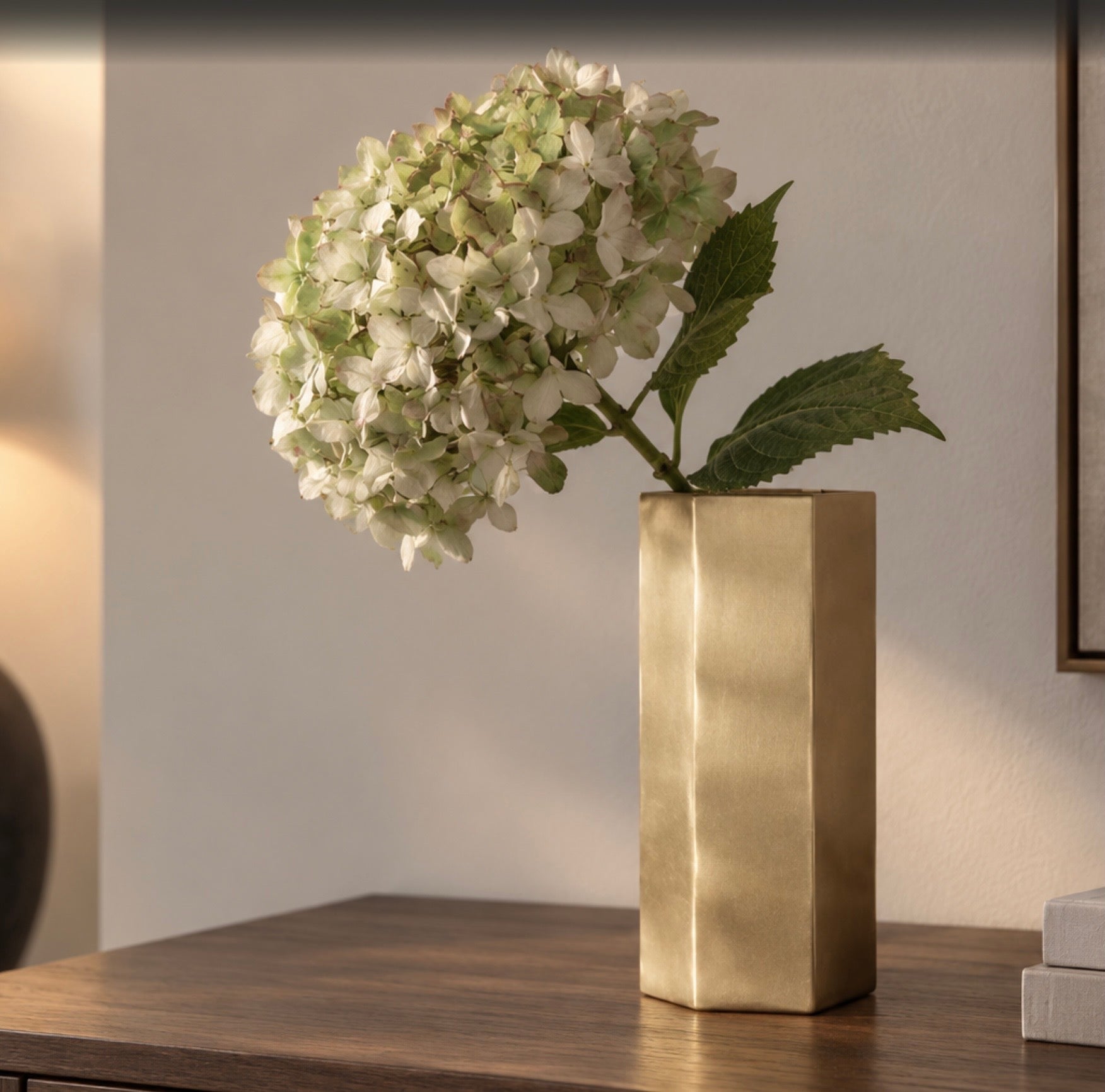 Nieuw vaas van Ferm Living Hexagon twv € 42,00 nu voor € 20,00!