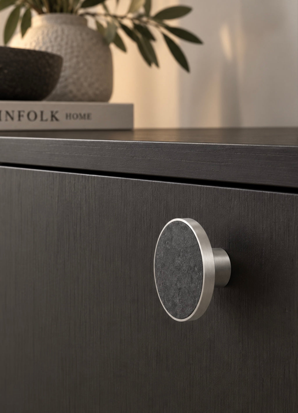 Ferm Living stone large black marble twv € 45,00 nu voor € 12,50!