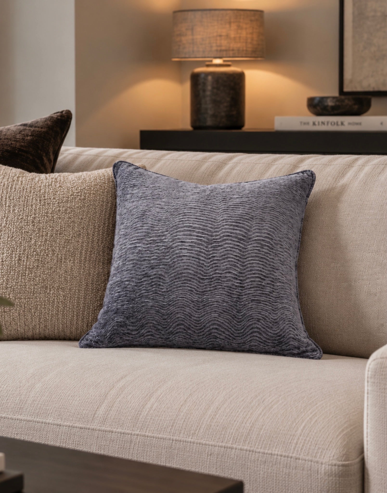 Nieuw van Macazz design kussens twv € 149,00 nu voor € 35,00!