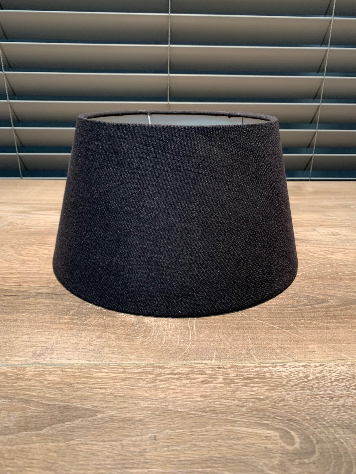 Nieuw lampenkap grijs van Stout verlichting twv € 99,00 nu voor € 12,50!